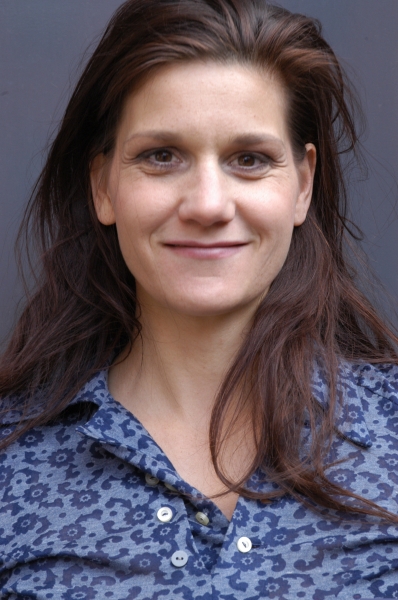 Bilder Angela Schmid-Burgk | Woelffer